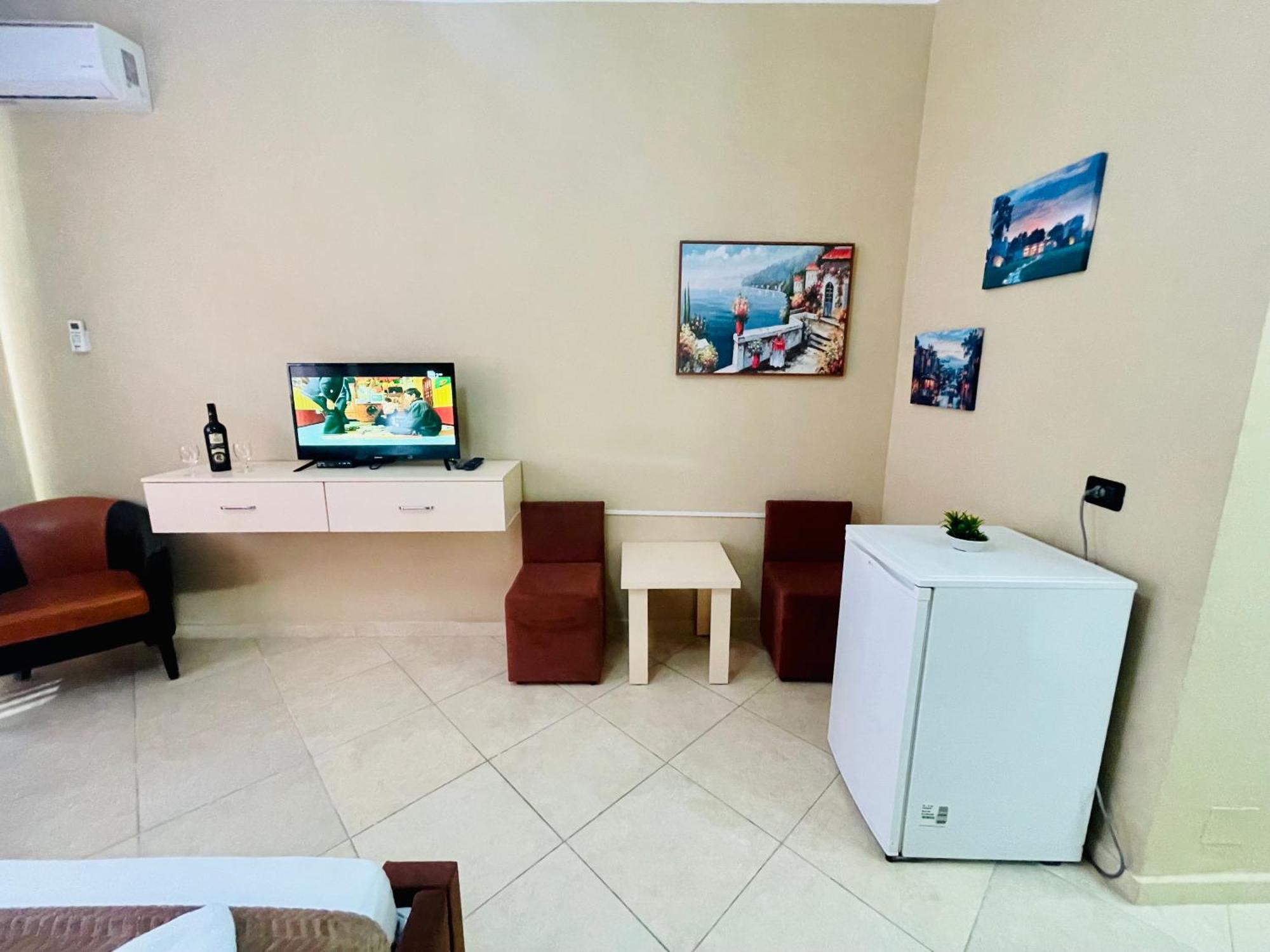 Vlorë Vila3 Hotel חדר תמונה