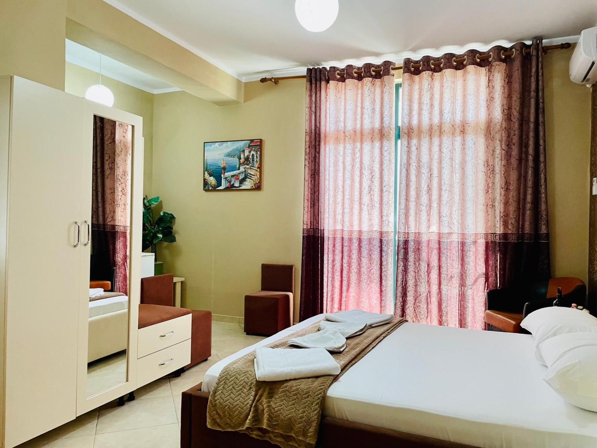 Vlorë Vila3 Hotel חדר תמונה