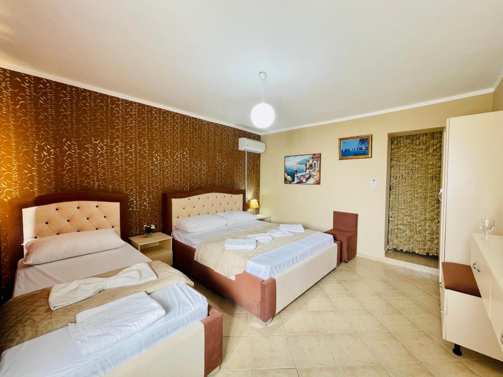 Vlorë Vila3 Hotel חדר תמונה